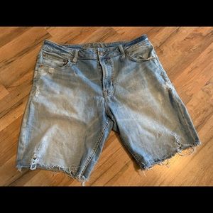 AE Extreme Flex light wash jean shorts